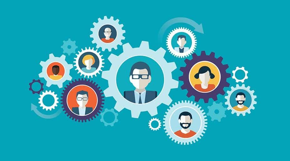 Comment développer et mettre en valeur son réseau professionnel pour trouver un emploi ?